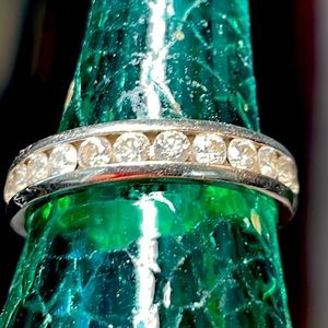 14k white gold diamond wedding band